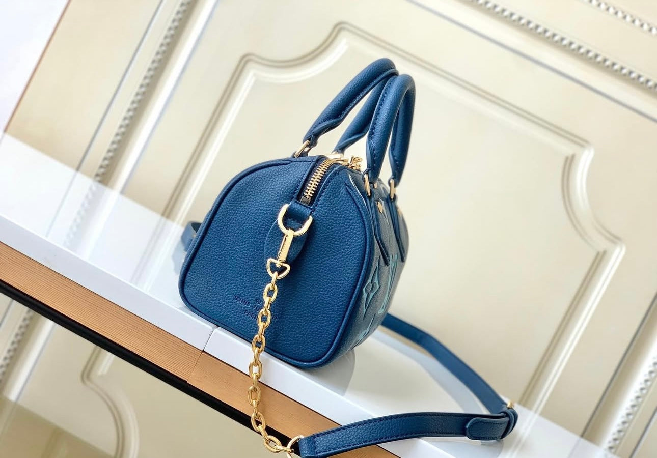 Pretty Blu Bag